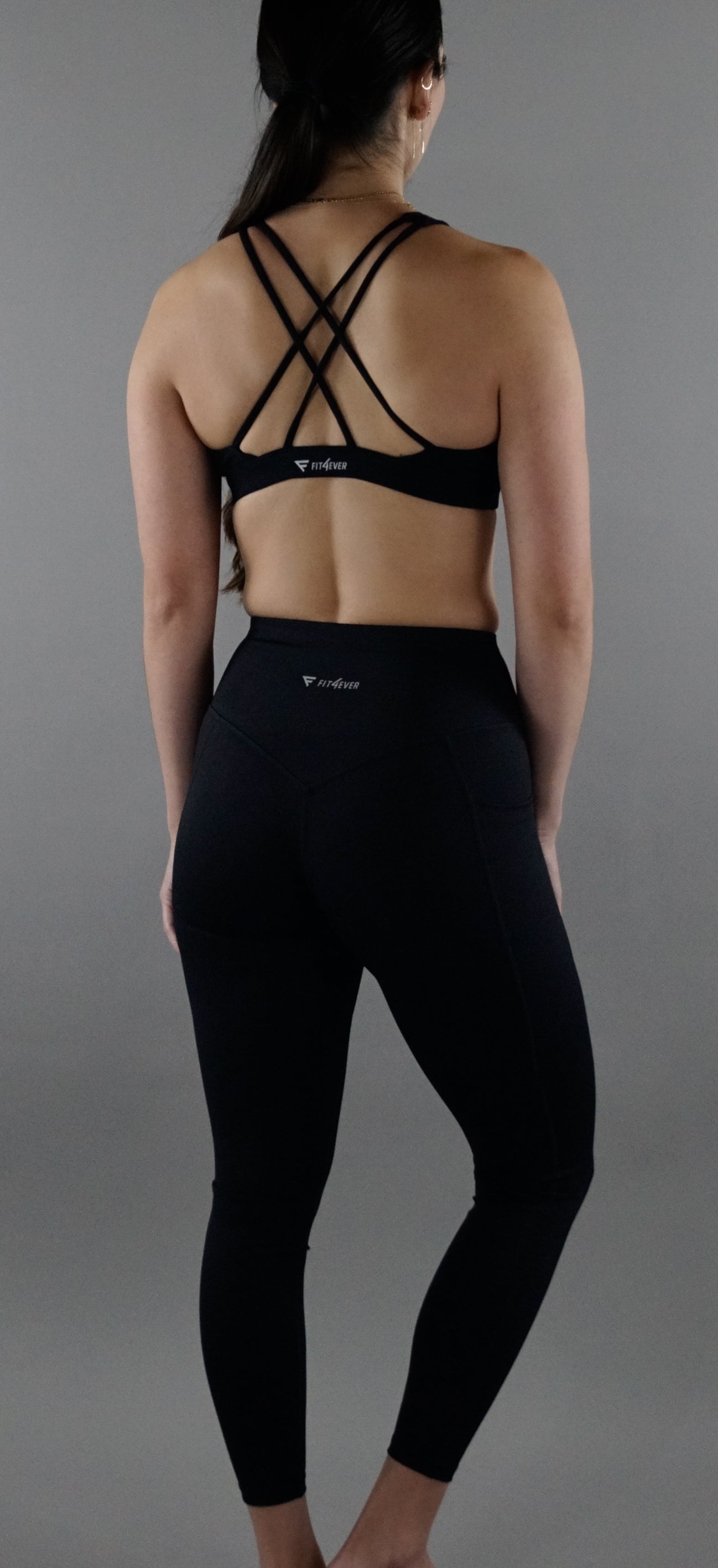 High neck Cross back sports bra