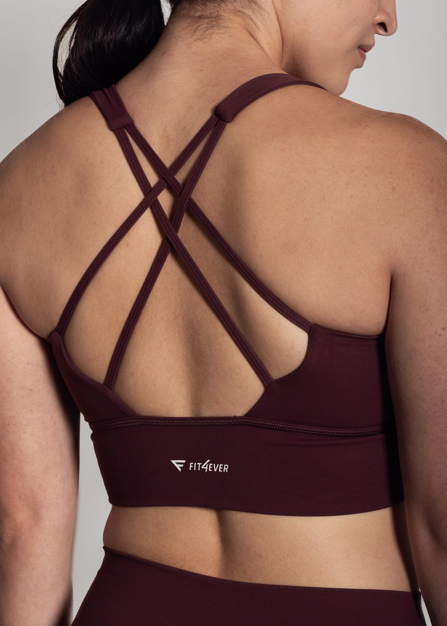 High supportive Cross-back sports bra