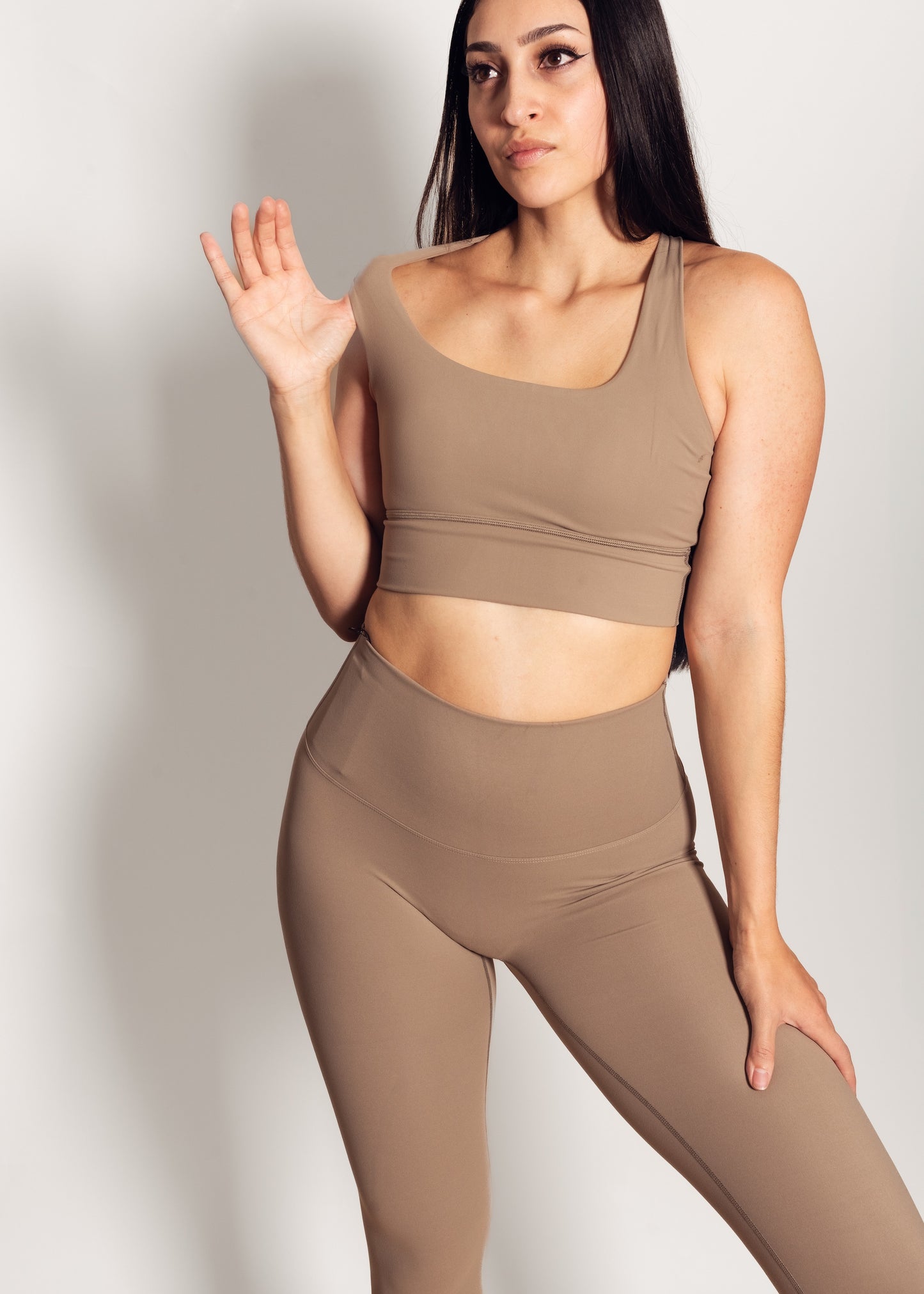 High supportive Cross-back sports bra