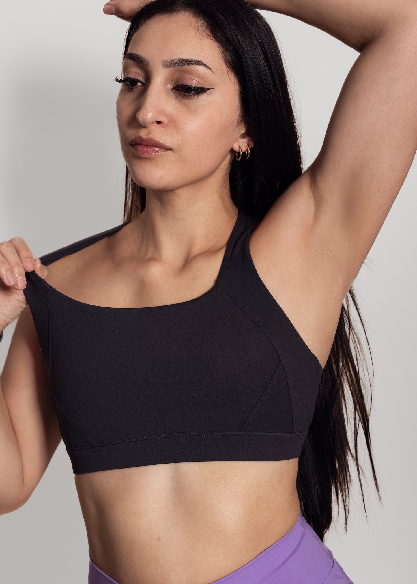 Cross back compression sports bra
