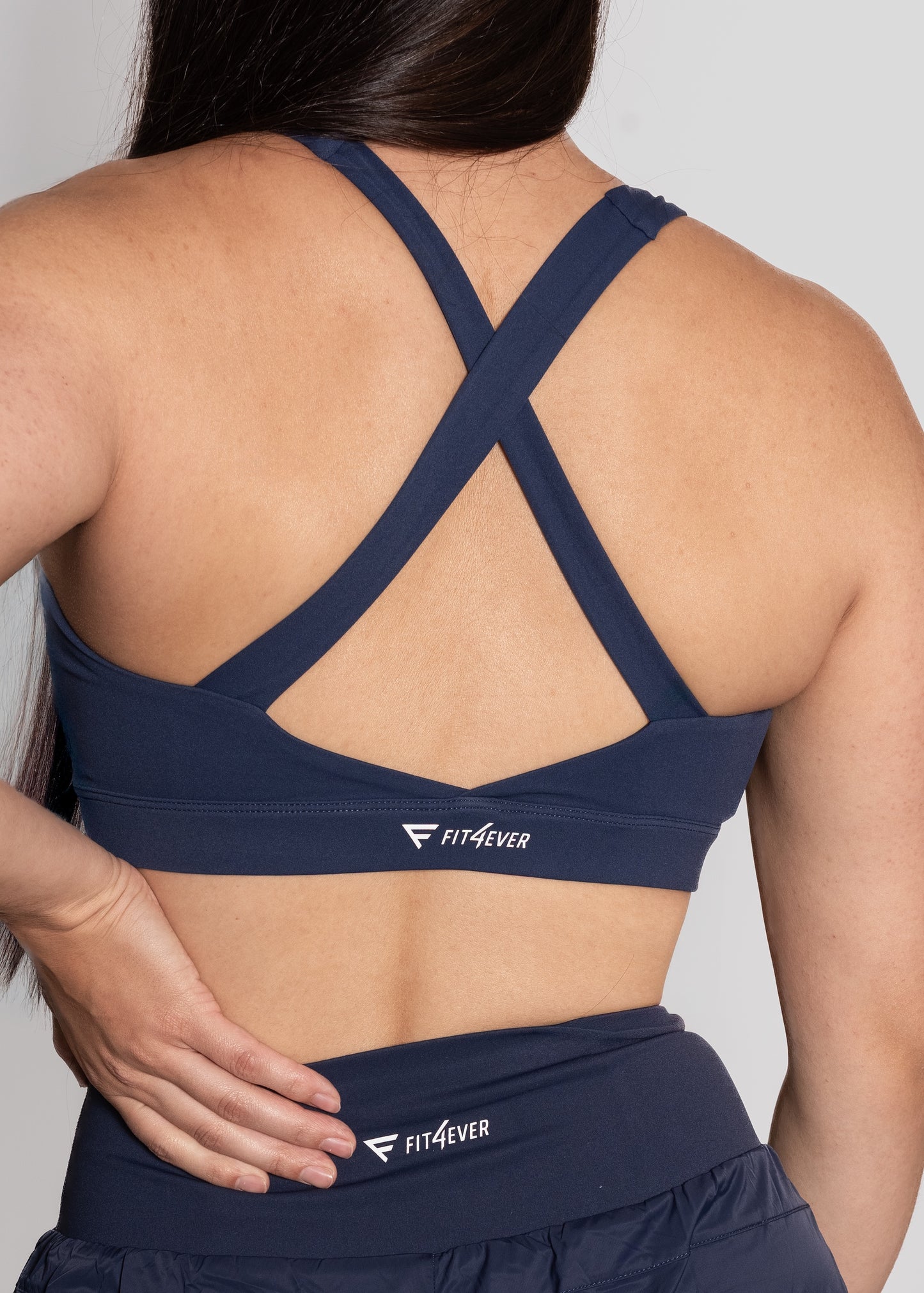 Cross back compression sports bra